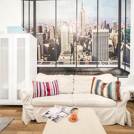 Bpr Rainbow Design Apartment